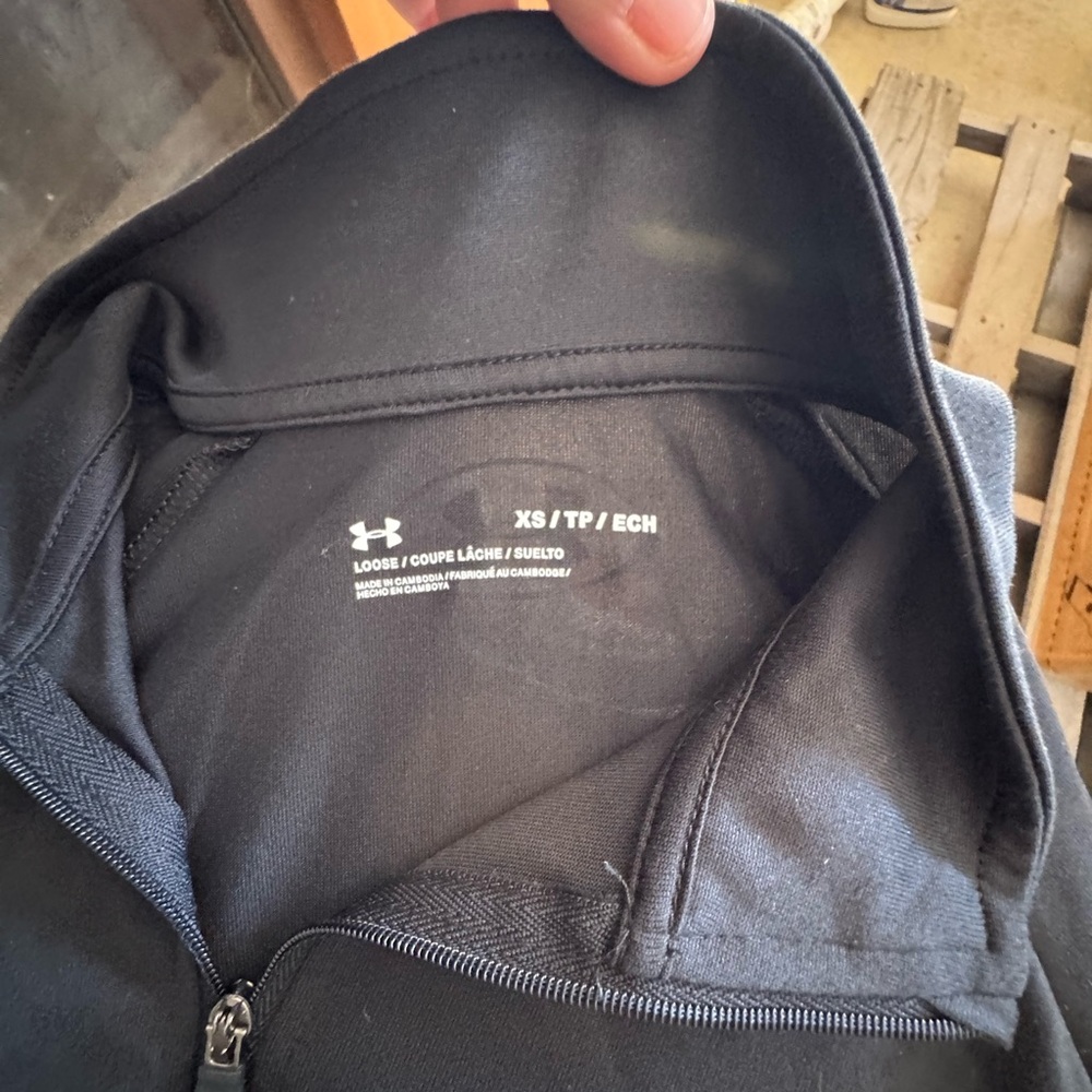 Under Armour Charcoal Quarter Zip Pullover